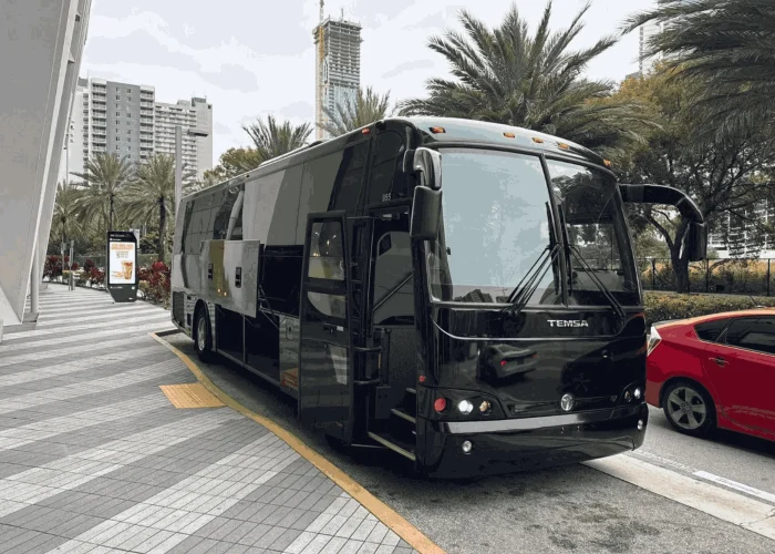 Miami private shuttle for families